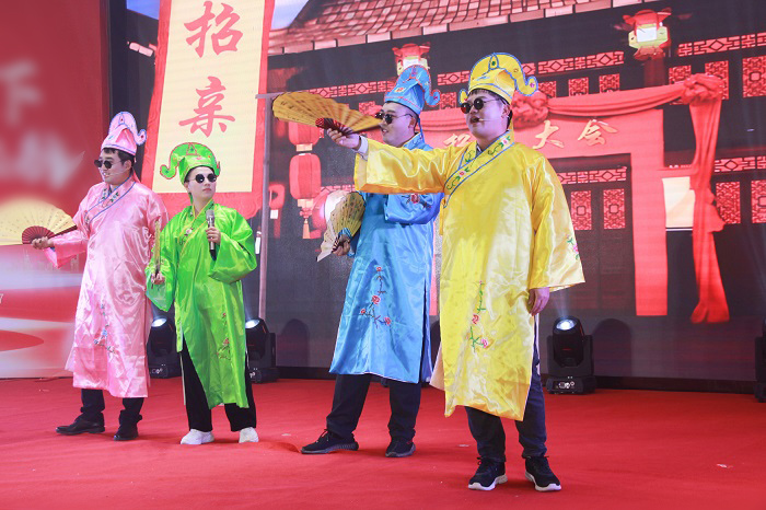 L:\企劃內(nèi)容整理\曠遠(yuǎn)歷年照片（附稿件）對內(nèi)照片（活動、培訓(xùn)、事件）\2024年‚4.01（年會）\新聞稿新聞小p圖.jpg